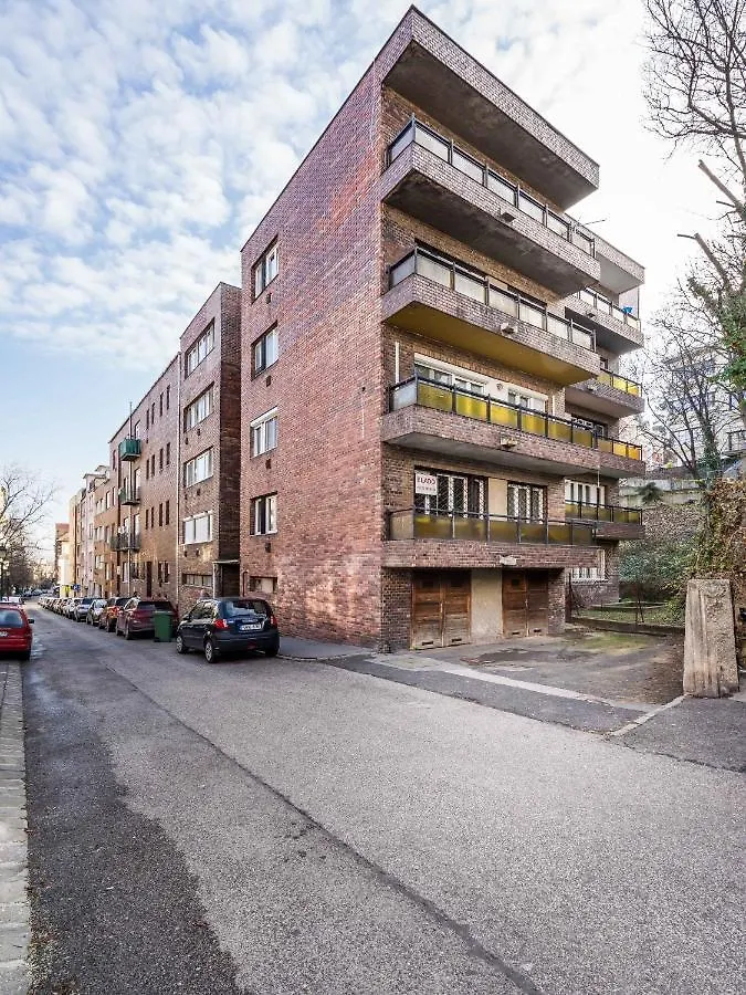 Bpr Castle Point Apartment Budapest